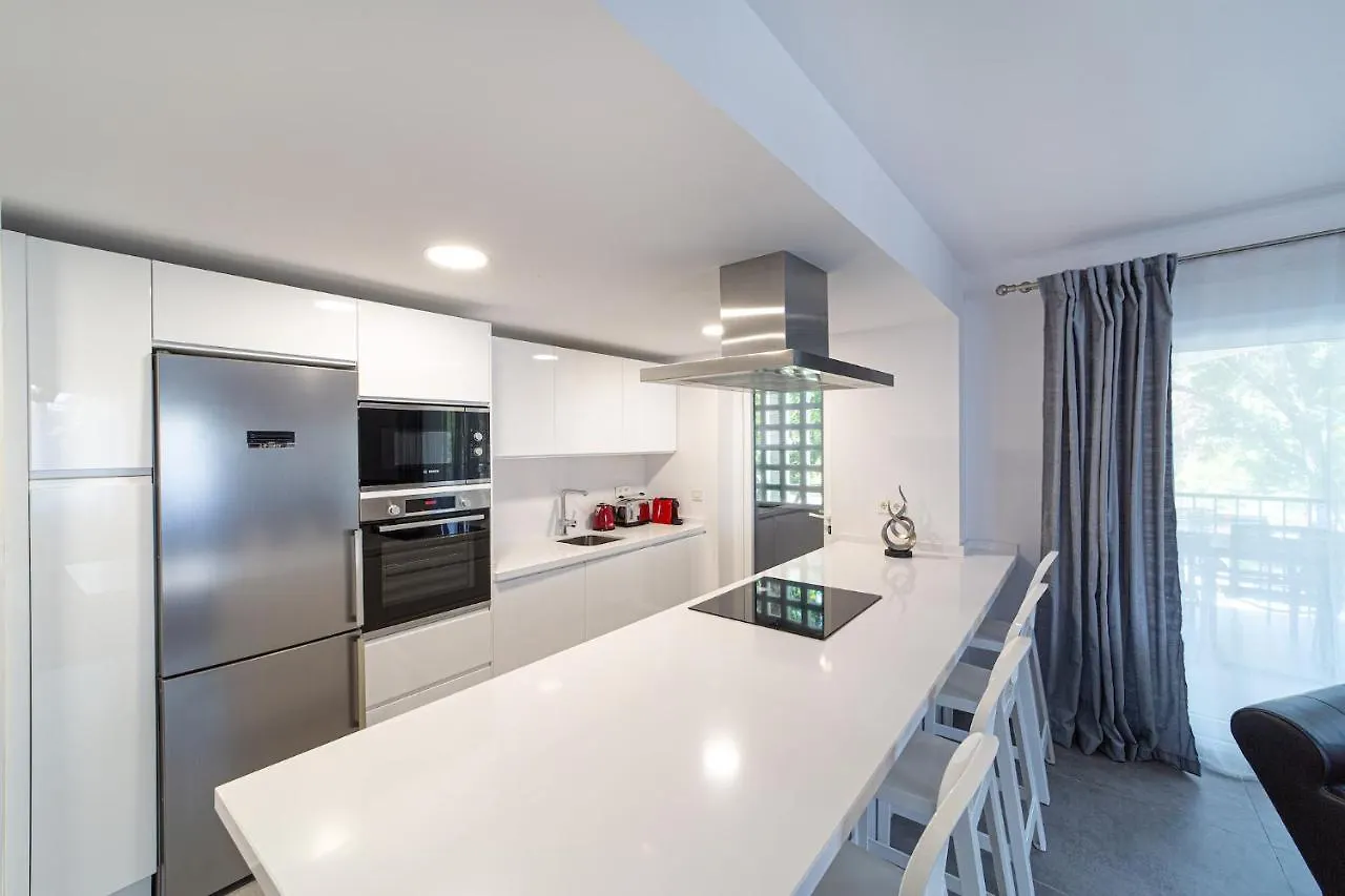 By Riva - Modern, Contemporary 3Bed Apartment Dama De Noche Puerto Banus Marbella