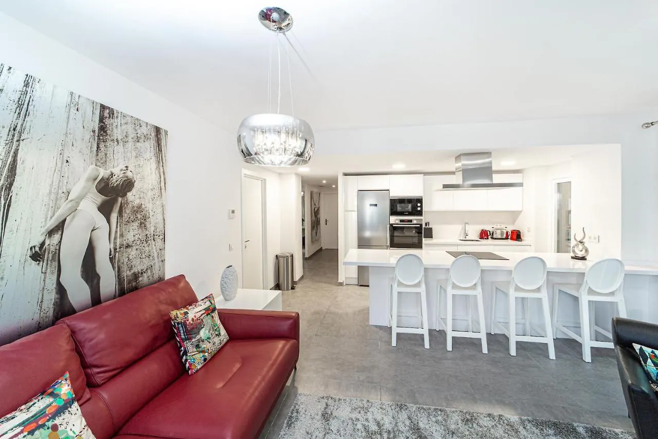 By Riva - Modern, Contemporary 3Bed Apartment Dama De Noche Puerto Banus Marbella