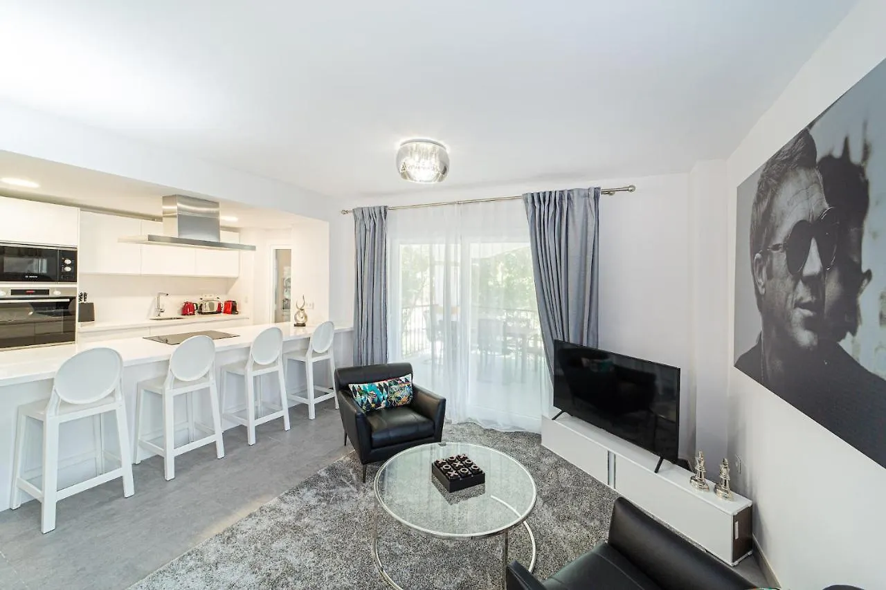 By Riva - Modern, Contemporary 3Bed Apartment Dama De Noche Puerto Banus Marbella 0*,  Spain