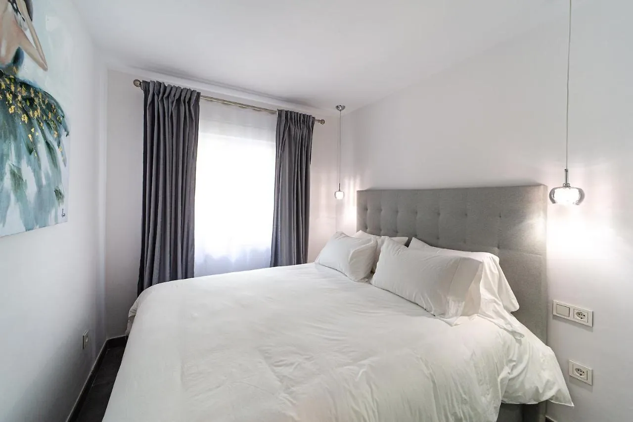By Riva - Modern, Contemporary 3Bed Apartment Dama De Noche Puerto Banus Marbella Spain